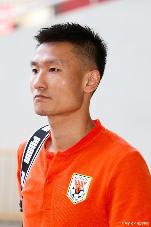 包含青岛中能上演客场挑战广州富力，谁将笑到最后？的词条