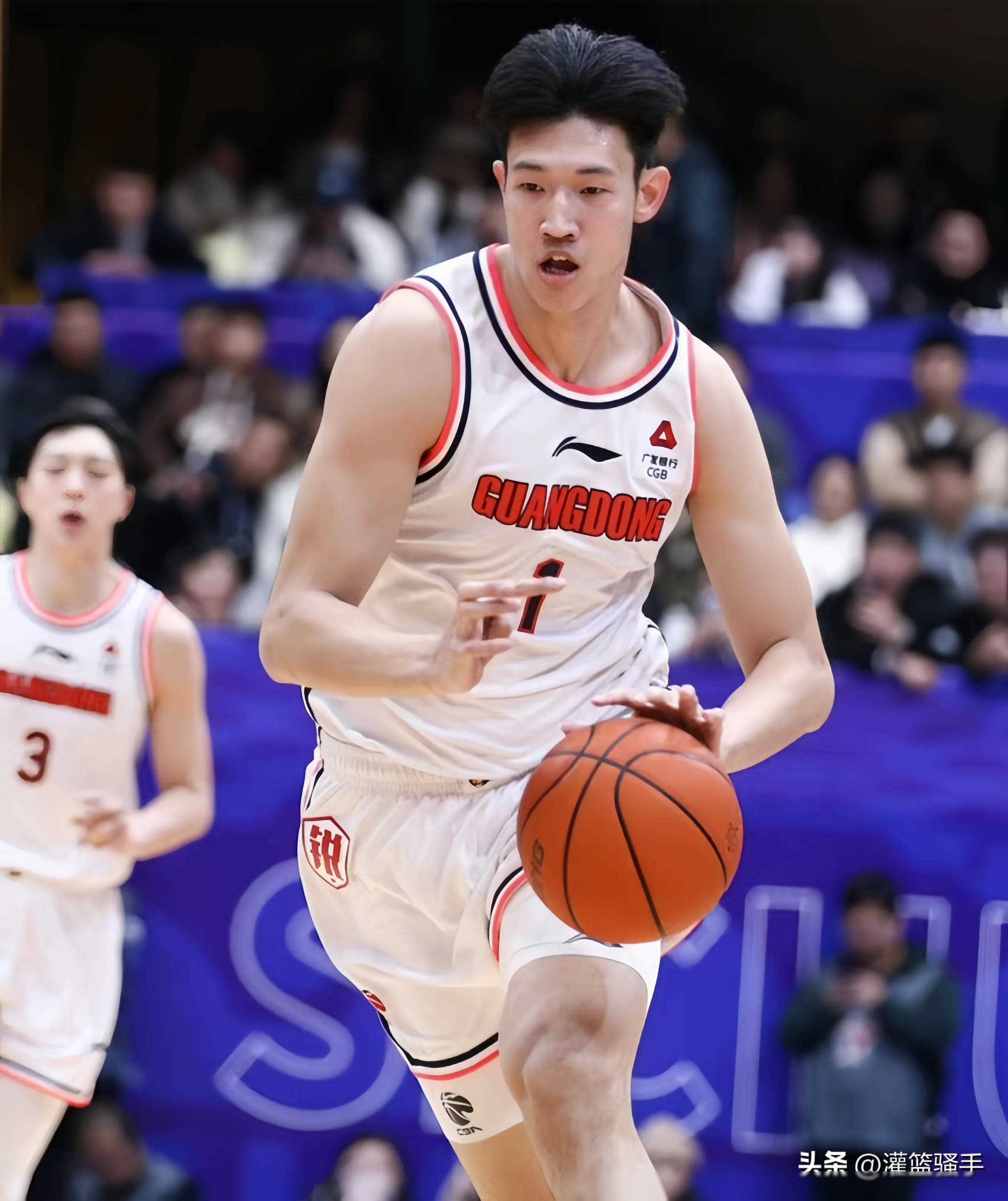 防守稳固取胜实至名归，临场表现出色